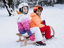 Szánkókhoz és szánkópályákhoz tartozékok