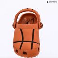 Crocs Classic Basketball Clog Toddler sienna flip-flopok 11
