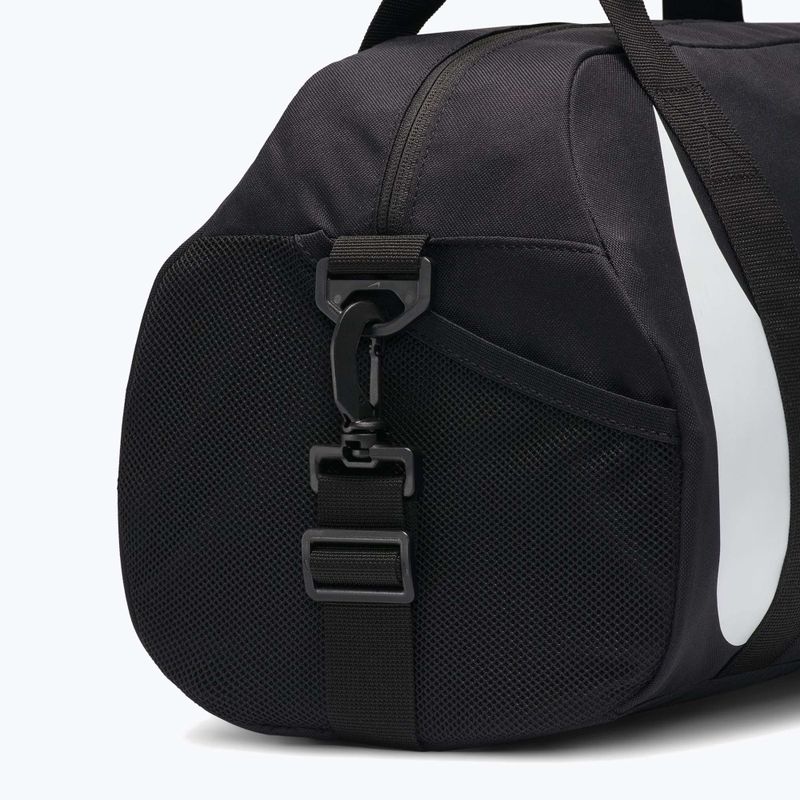 Nike Gym Club 25 l fekete/fekete/fehér gyermek edzőtáska 8