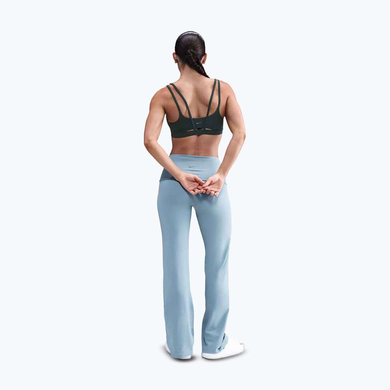 Sportmelltartó Nike Zenvy Strappy seaweed/white 3