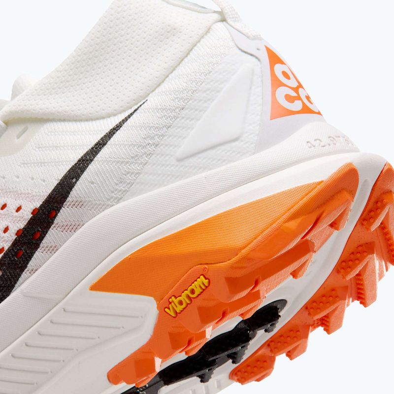 Női futócipő Nike ACG Zegama summit white/phantom/safety orange/black 11